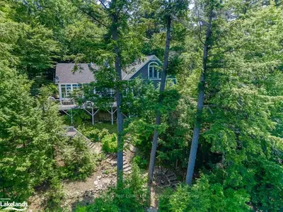 142 SOUTH CRANE LAKE Road, The Archipelago, ON P2A 2W8