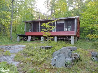 1700 CLEAR LAKE Road, Muskoka Lakes, ON P0C 1M0
