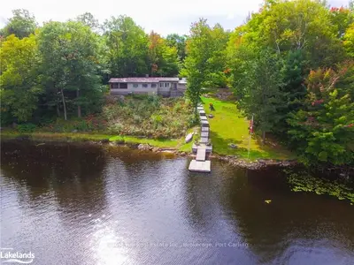49 DAYEO Drive, Georgian Bay, ON P1C 1H0