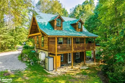 1027 TROOPER LAKE Drive, Highlands East, ON K0M 1R0