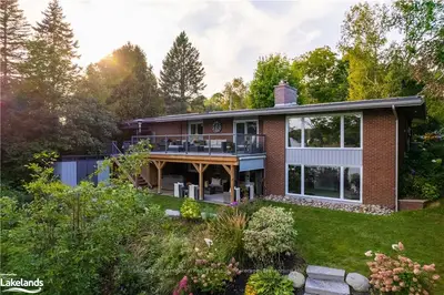211 HUNTERS BAY Drive, Huntsville, ON P1H 1N2