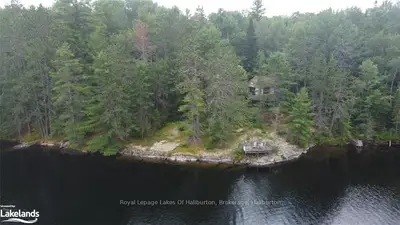 1501 ROCKCLIFF Drive, Highlands East, ON K0M 1S0