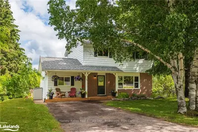 34 ANTHONY Court, Huntsville, ON P1H 1T2