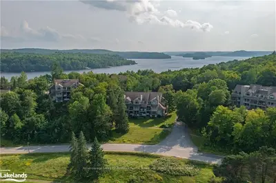 111 GRANDVIEW HILLTOP Drive 1, Huntsville, ON P1H 2J5