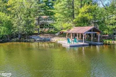 1103 WOLF BAY Road, Lake of Bays, ON P1H 2J6
