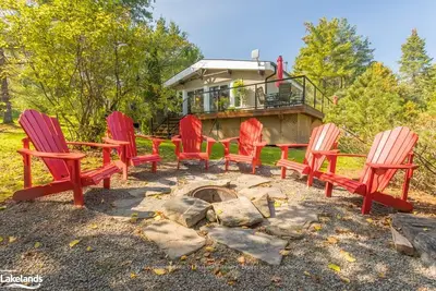1077 SANDWOOD Road, Muskoka Lakes, ON P0B 1M0