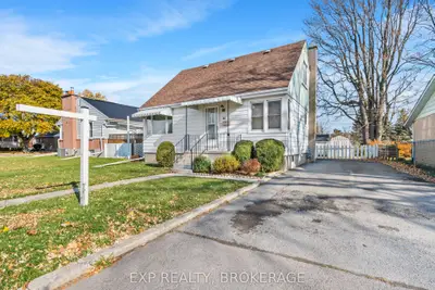 Detached in Kingston