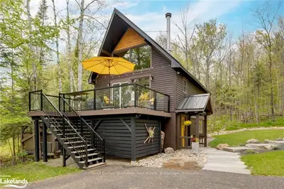 157 Chalet Crescent, Huntsville, On P1h 1a8
