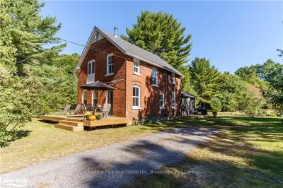 1008 EAST BAY Road, Muskoka Lakes, ON P0C 1M0