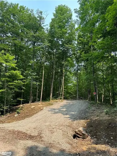 6 ANDERSON Road, Highlands East, ON K0L 2Y0