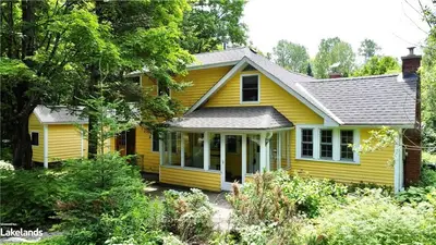 1424 HEKKLA Road, Muskoka Lakes, ON P0C 1J0