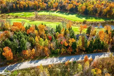 10 DEERHURST HIGHLANDS Drive, Huntsville, ON P1H 1B1