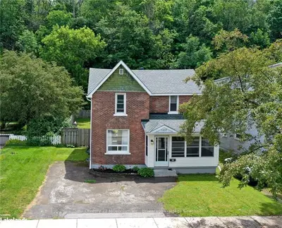 1337 4th Avenue E, Owen Sound, ON N4K 2P8
