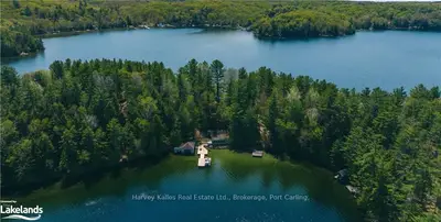 17-SL4 & 30-SL4 CLIFTON, Muskoka Lakes, ON, P0B 1M0