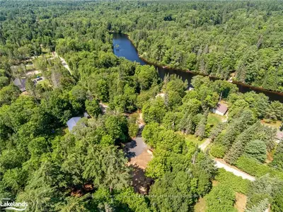 464 BALSAM CHUTES Road, Huntsville, ON P0B 1L0