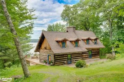 1120 MUSKOKA 10 Road, Huntsville, ON P0B 1L0