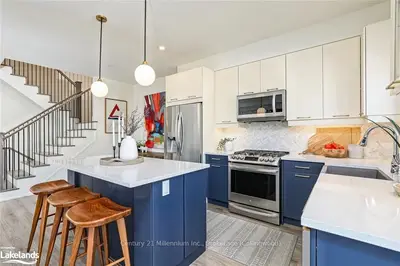 203 COURTLAND Street, Blue Mountains, ON L9Y 4E2