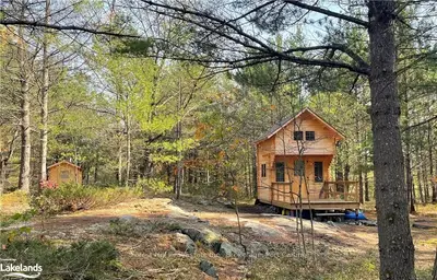 1041 SUMMIT Drive 5, Muskoka Lakes, ON P1L 0B1