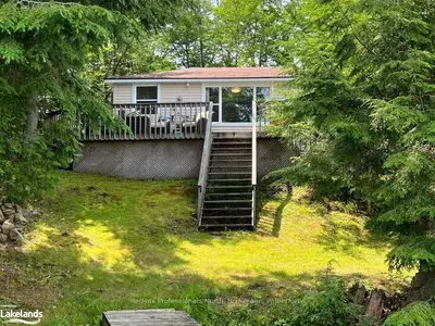 1575 SUMCOT Road, Dysart et al, ON K0L 1X0