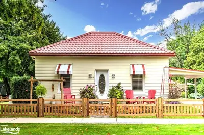 16 ALFRED Street E, Blue Mountains, ON N0H 2P0