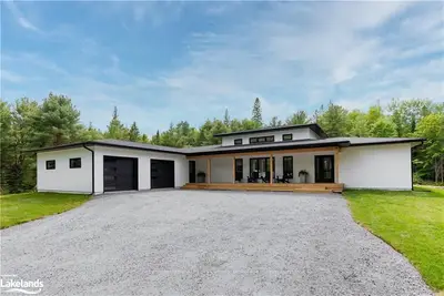 310 CLEARWATER LAKE Road, Huntsville, ON P0B 1L0