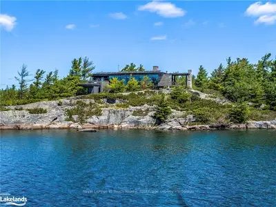 33960 GEORGIAN BAY, Georgian Bay, ON, P0E 1E0