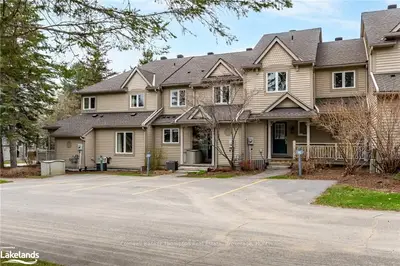 1209 MUSKOKA BEACH Road 77, Gravenhurst, ON P1H 1R1