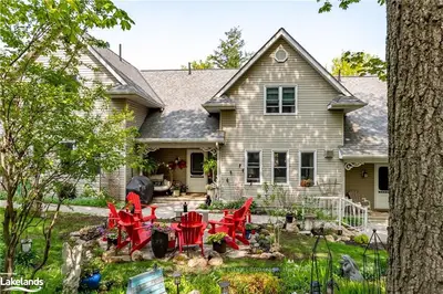 11 SHAY Road 2, Huntsville, ON P1H 1L2