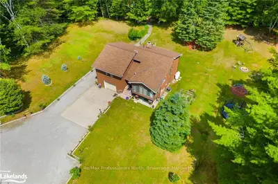1185 South Wilberforce Road, Highlands East, ON K0L 3C0