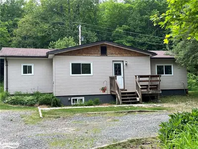1265 BRUNEL Road, Huntsville, ON P1H 2J3