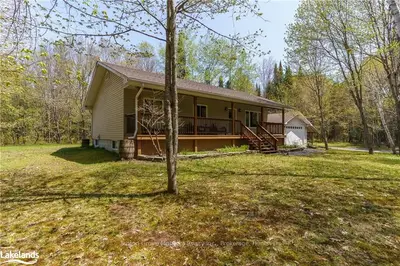 45 Peacock Bay Road, Huntsville, On P1h 2j2