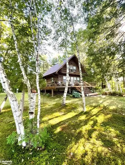 1038 BOYD BAY Road, Muskoka Lakes, ON P1L 1W8