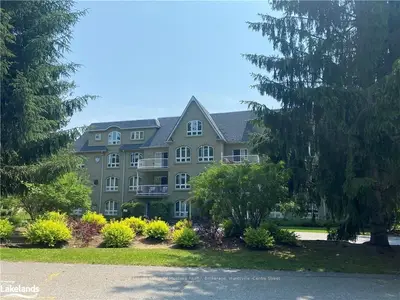 35 DAIRY Lane 106, Huntsville, ON P1H 2L8