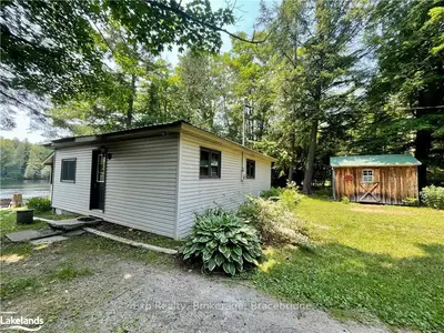 1054 Keysbury Drive, Algonquin Highlands, On P0a 1h0