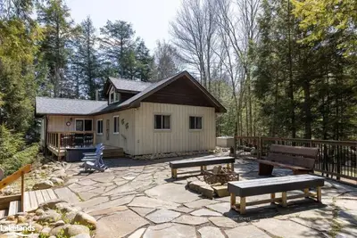 3117 LIMBERLOST Road, Lake of Bays, ON P1H 2J6