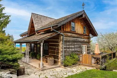 123 Happy Valley Road, Blue Mountains, ON L9Y 0N8