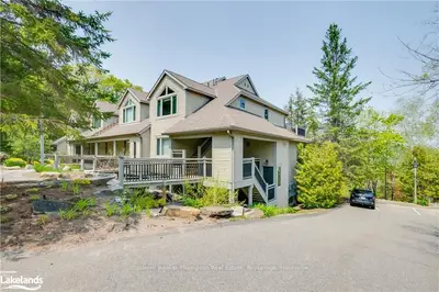 3731 GRANDVIEW FOREST HILL Drive, Huntsville, ON P1H 2J5