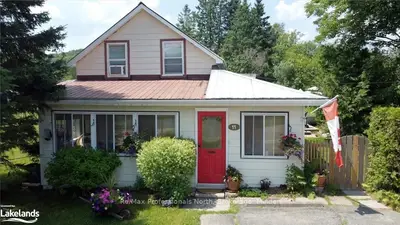 11 INVERGORDON Avenue, Minden Hills, ON K0M 2K0