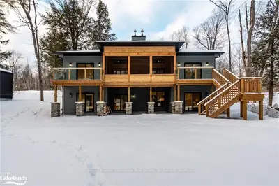 18 ST ANDREWS Circle, Huntsville, ON P1H 1B1