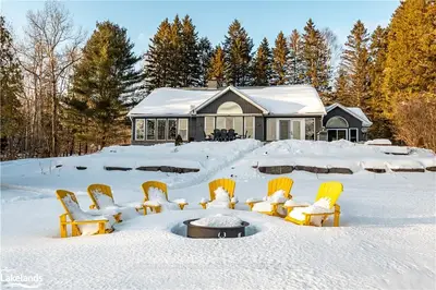1075 Sawmill Lane, Lake of Bays, ON P1H 2J6