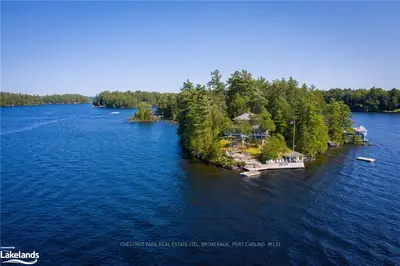 1 URANIA, Muskoka Lakes, ON, P0B 1B0