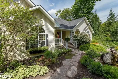 12 Deerfoot Trail, Huntsville, On P1h 0a6
