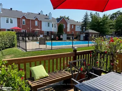 54 SHORELINE Drive, Bracebridge, ON P1L 1Z4