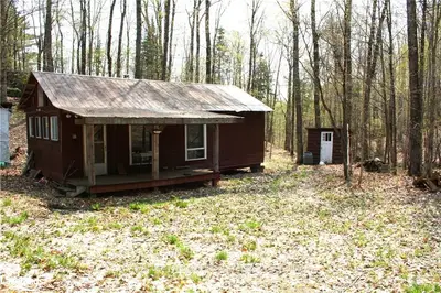 1802 BUSHWOLF LAKE Road, Dysart et al, ON K0M 1M0