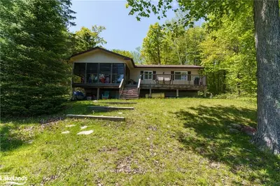 1071 TOOKE LAKE Road N, Lake of Bays, ON P0B 1A0