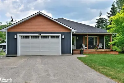 30 ANSON Street, Minden Hills, ON K0M 2K0
