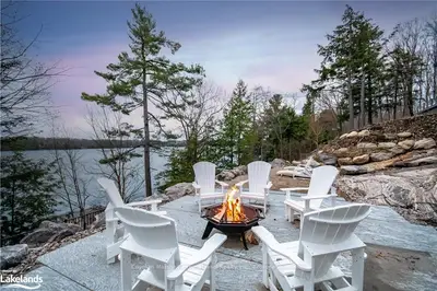 1394 PENINSULA Road, Muskoka Lakes, ON P0B 1J0