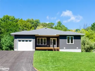 7 Mcmullen Drive, Muskoka Lakes, On P0b 1j0