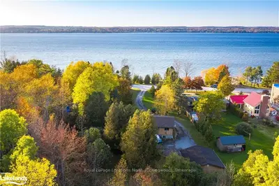 3521 EAST BAYSHORE Road, Owen Sound, ON N4K 5N3