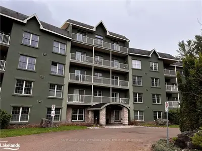 24 Ontario Street 101, Bracebridge, ON P1L 2H5